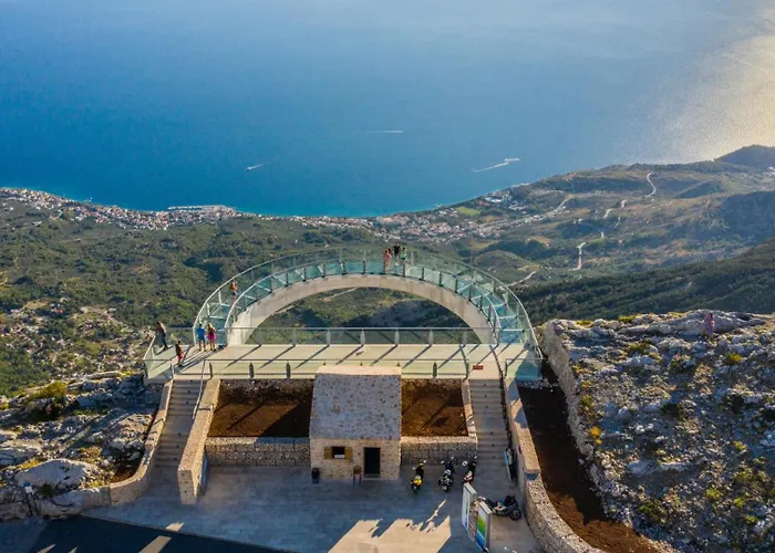 Beautiful Danica With Pool In * Makarská