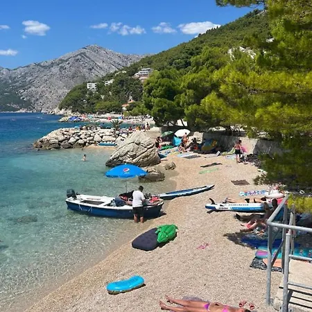Beautiful Danica With Pool In Villa Makarska